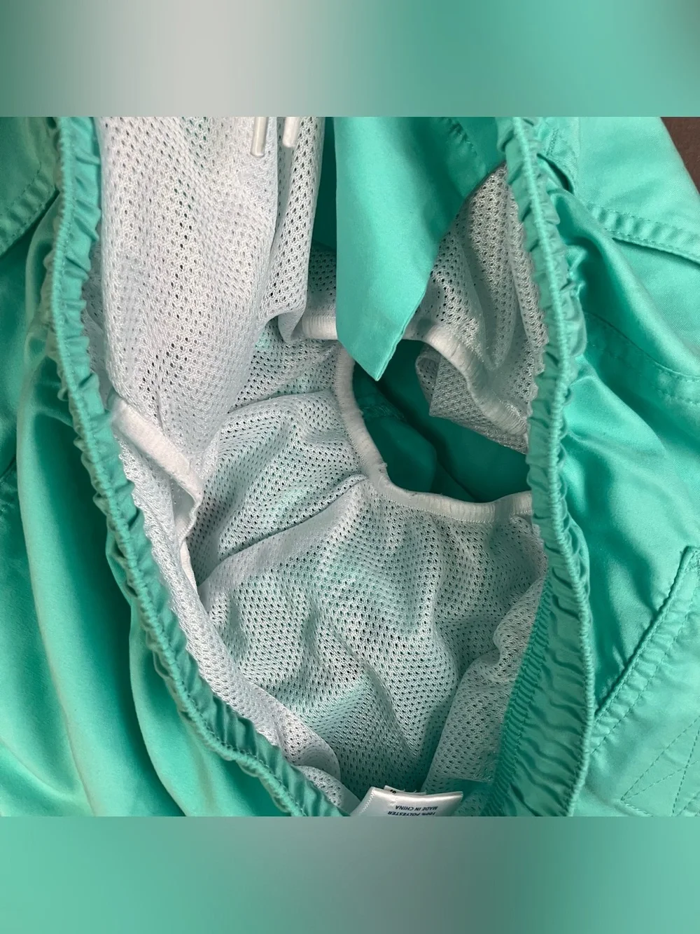 Vineyard Vines Men's Swim Trunks Size M Light Blue Teal Lined Pockets